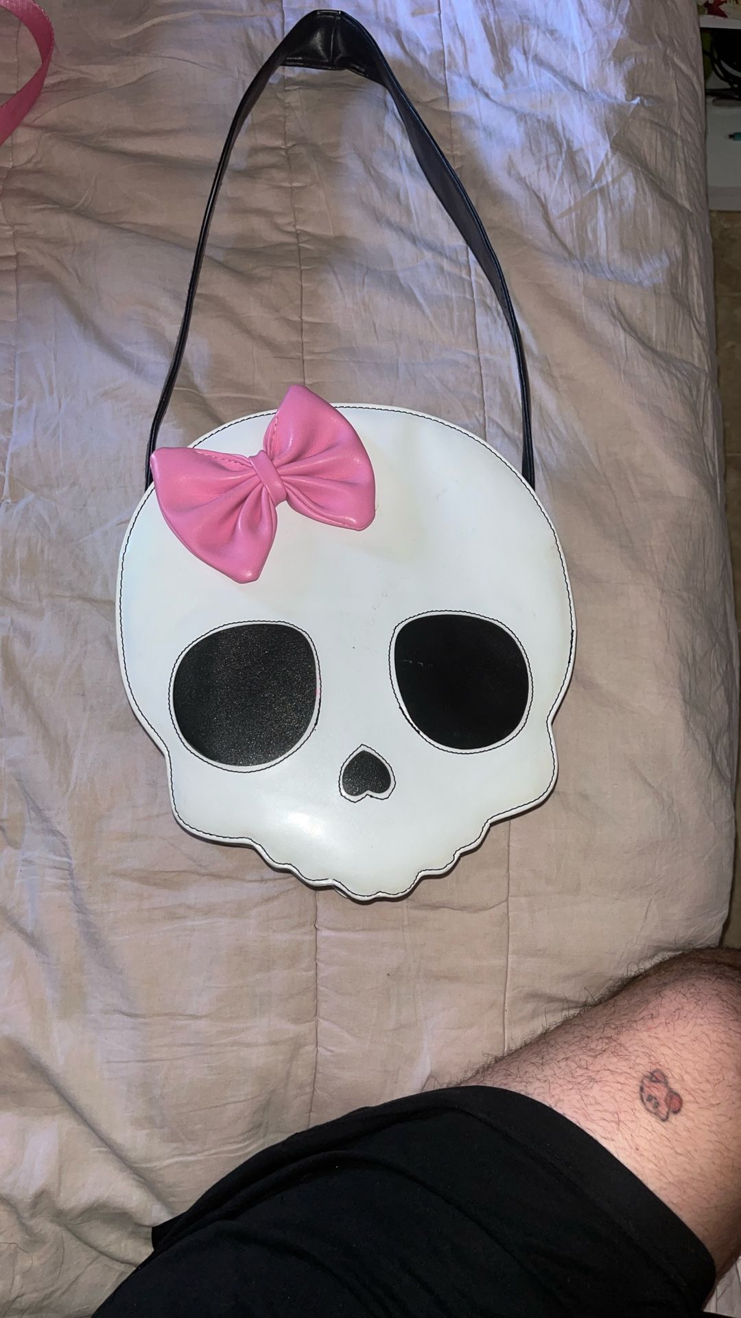 Loungefly Vintage Skull W/ Pink Bow Mini Purse