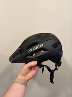 Giro Fixture Mips II Helmet