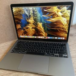 MacBook Air 13 (M1 processor/ Latest OS 26 Updated) 8GB Memory Good Laptop (98% Battery )