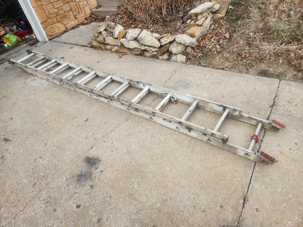 25ft Extension Ladder