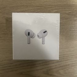 Brand new wireless earbuds with charging case. 	•	Noise cancelling & touch controls 	•	Long battery life (4–6 hrs per charge) 	•	Wireless charging cas