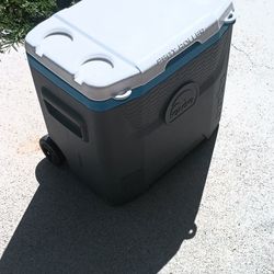 Igloo Ice Chest With Wheels 