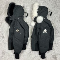 Women’s winter jacket M knuckles size Small