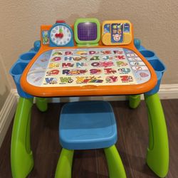 VTech Touch and Learn Activity Desk