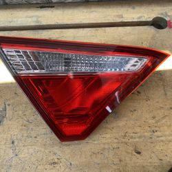 2015,2016,2017 Toyota Camry Left Side Inner Tail Light