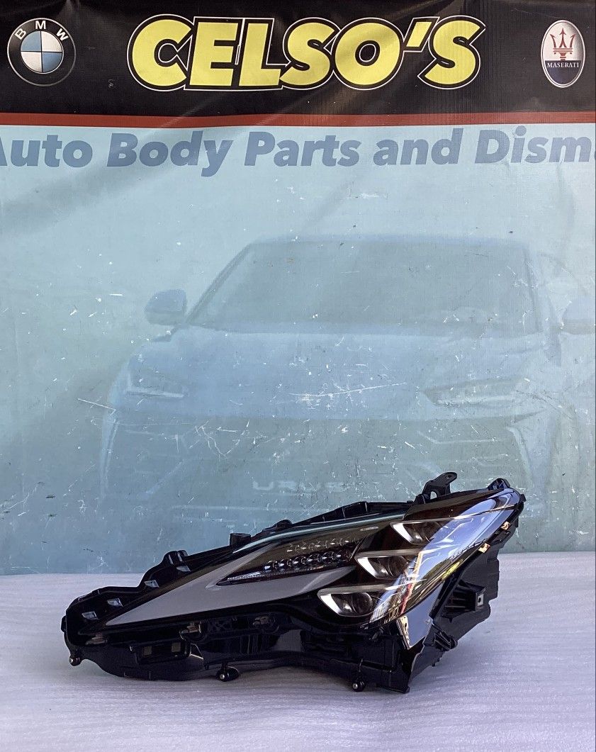 2019-2023 LEXUS RC 300 HEADLIGHT . OEM