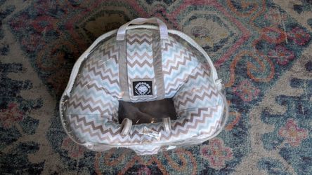 Hugaboo snug as a hug sit me up seat baby infant