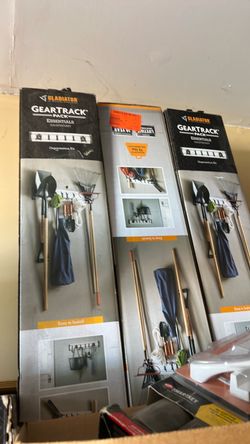 GEAR TRACK