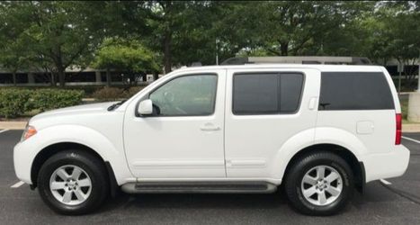 08 Nissan Pathfinder