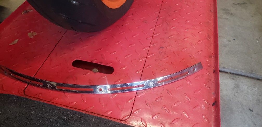 Electraglide Windshield Trim