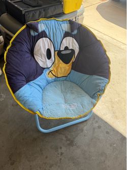 Bluey fold up chair