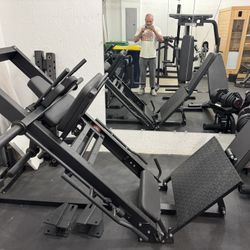 Titan Fitness Leg Press /Hack Squat Combo
