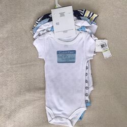 NWT Calvin Klein Short Sleeves Boy’s Bodysuits 5 pcs  set 3-6 M Totally huggable 