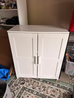 White cabinet
