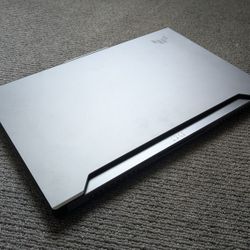 Asus TUF Dash F15 Gaming Laptop (RTX 3070) 15.6"