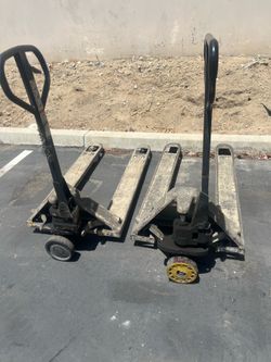 Pallet jack