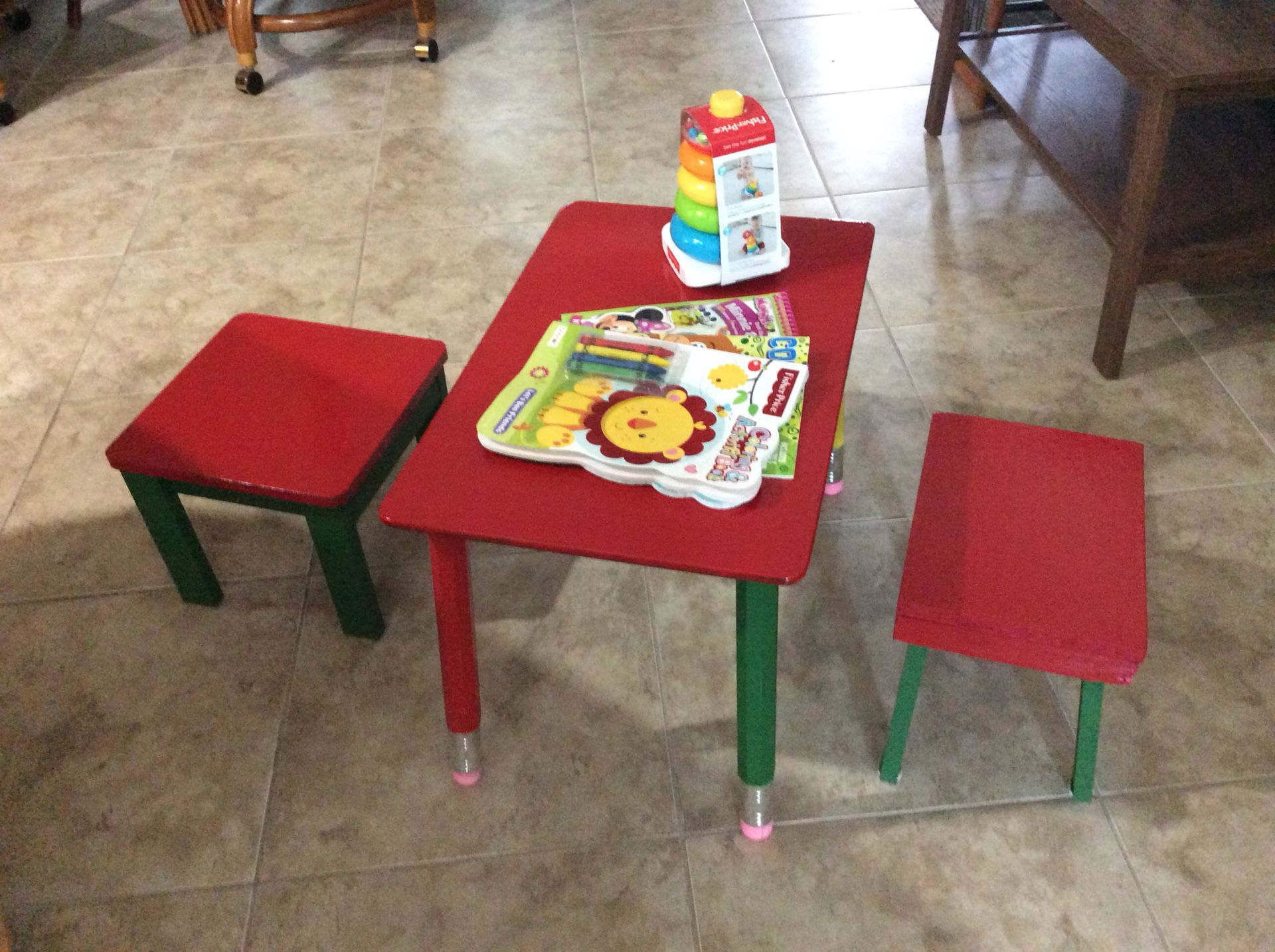 Child’s wooden table and 2 stools