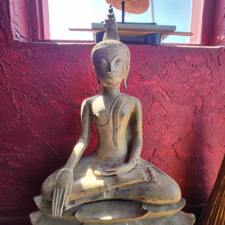 Laoarion Buddha 16th Century