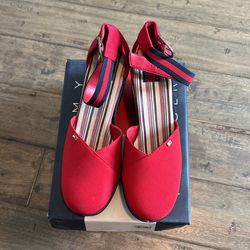 Tommy Hillfiger Women’s Shoes 8 1/2   New
