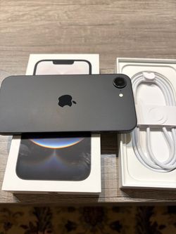 iPhone 16e - unlocked