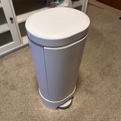 Diaper Genie 