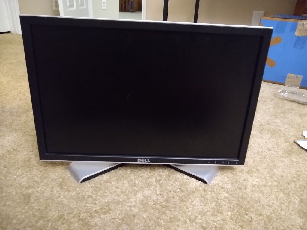 22 Inch Dell Monitor