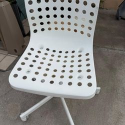White Chair 