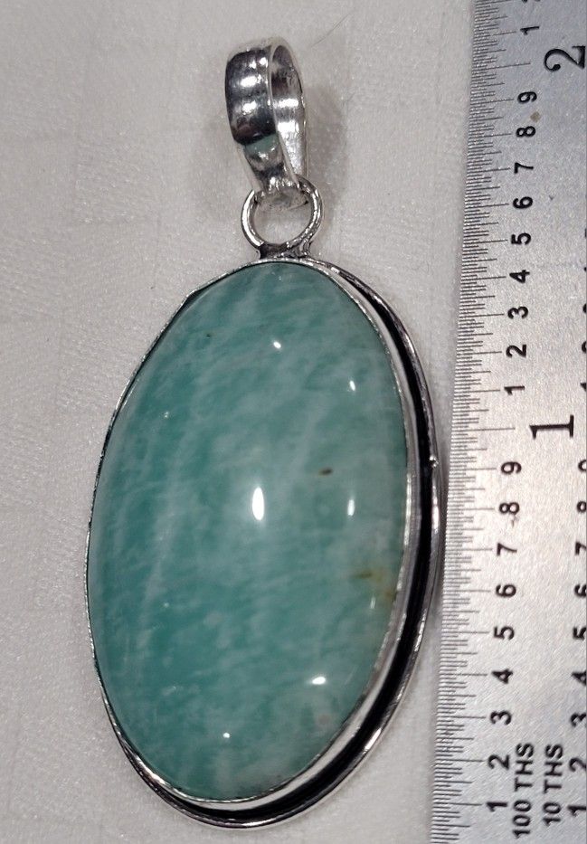 Gemstone Pendants/Necklaces