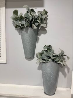 Wall decor
