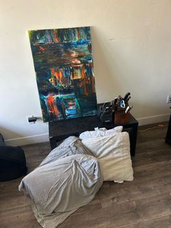 Free - picture coffee table pillows silverware