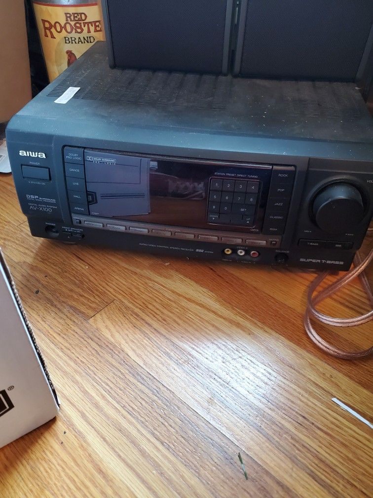 Aiwa AV-X100 Digital Audio System