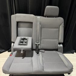 2021–2025 Chevy Tahoe / Suburban / Yukon 2nd Row Bench Seat – Excellent Condition (3 Available)