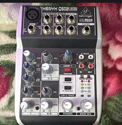Behringer Xenyx Q502USB Compact Mixer