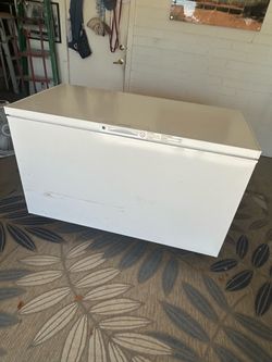 Freezer chest 15 CU