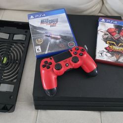 PLAYSTATION 4 PRO CON SOPORTE DE PARED / 2 JUEGOS A ELEGIR Y UN CONTROL