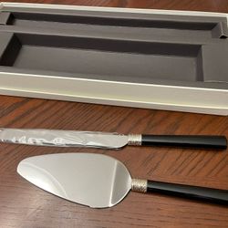 Vera Wang Cake Cutter & Server Set