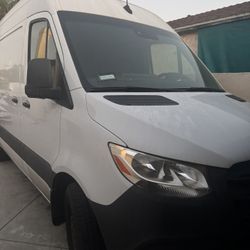 2022 Mercedes Sprinter 1500 Gas For Sale