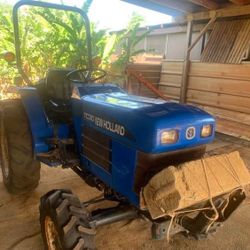 2002 New Holland TC30 Tractor