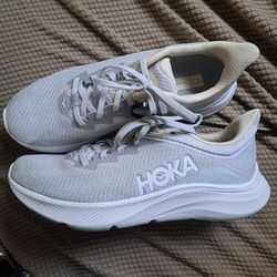 Hoka Women Shous 