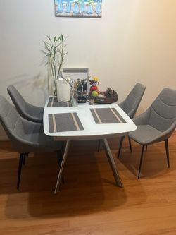 Dining table and 4 chairs