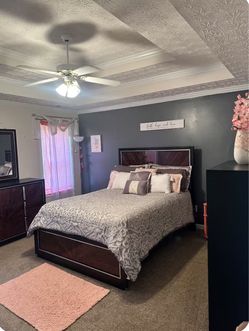Dark Wood Queen Bedroom Set