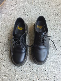 Dr Martens Shoes