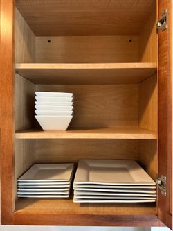 Dinnerware Set