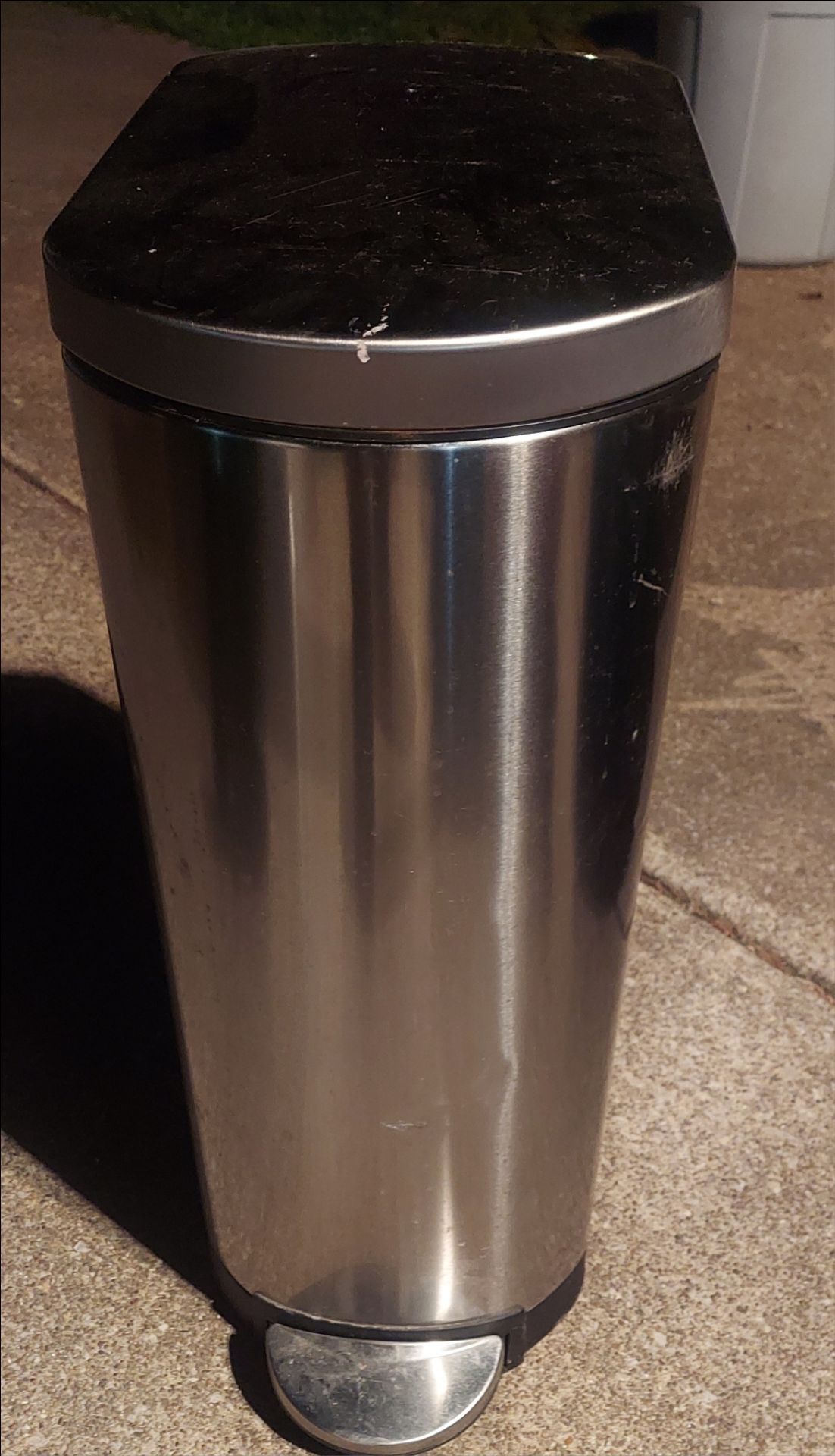 Metal Step Opening Trash Can