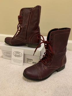 Women’s wine colored boots