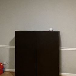 Storage cabinets 