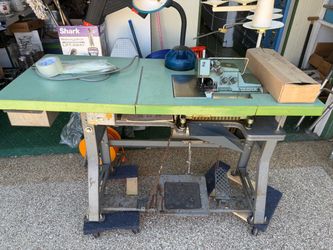 Yamato Industrial Overlock / Serger Sewing Machine with Table & Motor