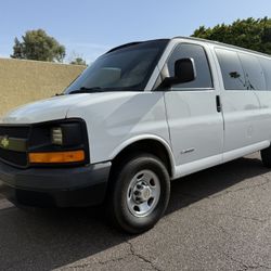 2003 Chevrolet Express 2500 - LS V8 6.0