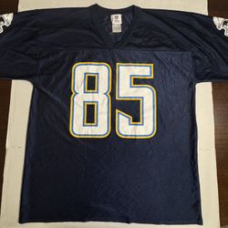 Pre Owned  NFL Team Apparel  Football Jersey  Los Angeles Chargers  #85 Antonio Gates  Men  Size Large