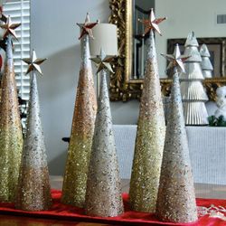 Christmas Items, Cone Trees, Deer, Wreath